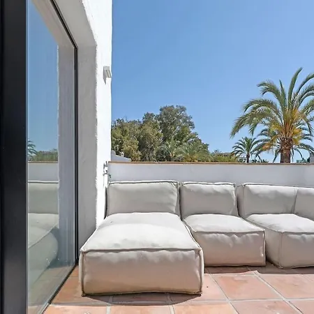 Stylish 1 Bedroom In Puerto Banus *