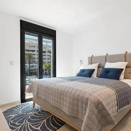 Апартаменты Stylish 1 Bedroom In Puerto Banus Марбелья
