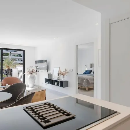 Stylish 1 Bedroom In Puerto Banus