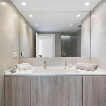 Stylish 1 Bedroom In Puerto Banus Apartment Marbella